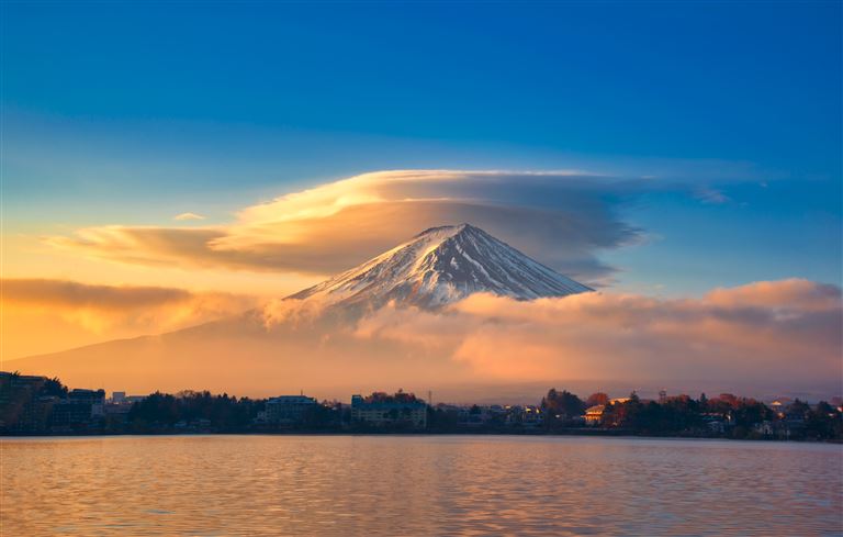 Japans goldene Route ©CrispyPork/istock